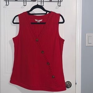 *BRAND NEW* Red top with asymmetrical buttons